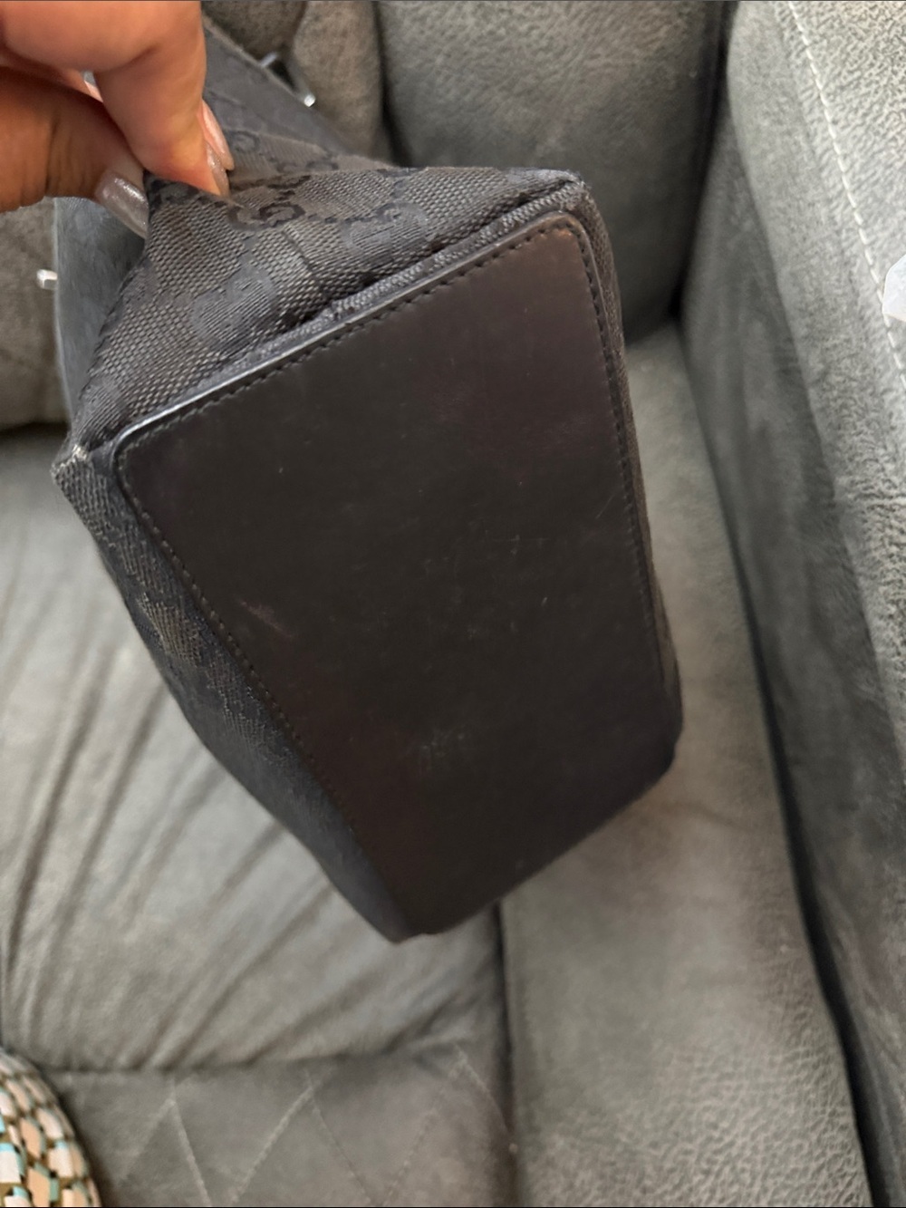 Gucci Black GG Supreme Shoulder Bucket Bag - Picture 5 of 8